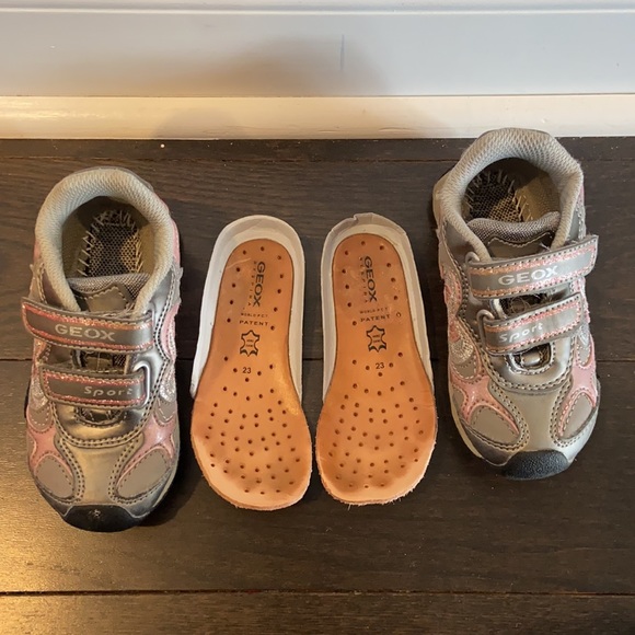 Geox Sport light up Velcro shoes size 7 - Picture 7 of 9